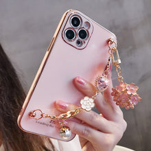 Lade das Bild in den Galerie-Viewer, Luxury Plating Glitter Camellia Gem Bracelet Flower Pendant Phone Case For IPhone13 12 11 Pro XS MAX XR X 7 8 Plus Cover Coque
